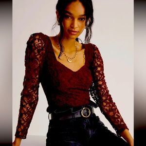Anthropologie Sweetheart Neck Lace top -S - Wine/Bord